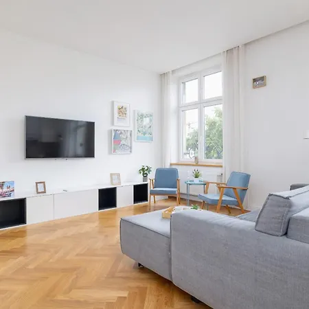 Апартаменты Apartament Rodzinny W Centrum Krakowa By Renters