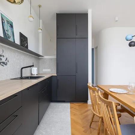Apartament Rodzinny W Centrum Krakowa By Renters Краков